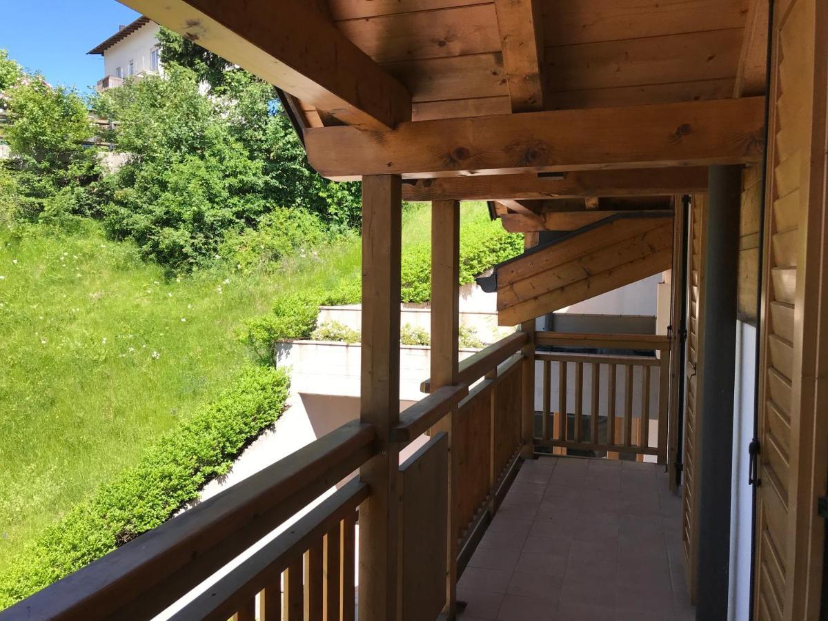 Апартаменты Attico In Legno Ad Андало Экстерьер фото