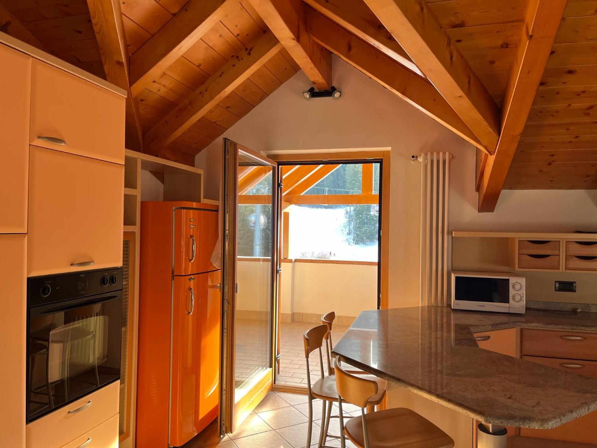 Апартаменты Attico In Legno Ad Андало Экстерьер фото